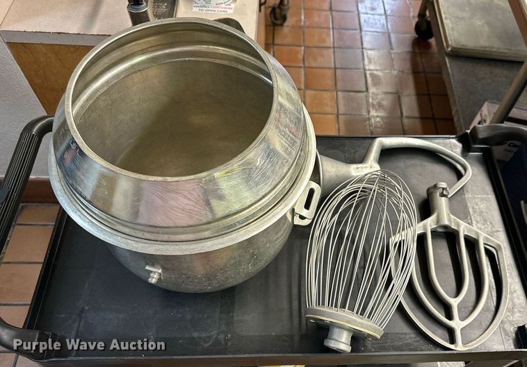 image for item KL9233 Hobart A-200  mixer