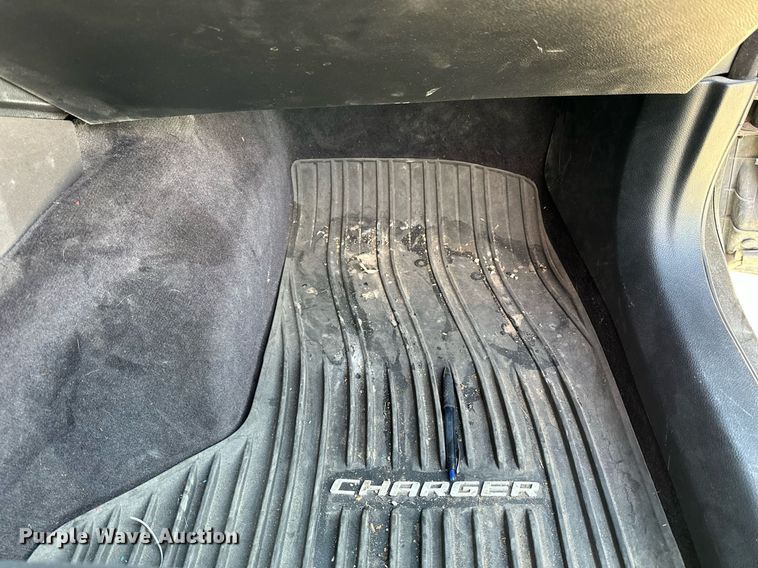 image for item KL9237 2017 Dodge Charger Police