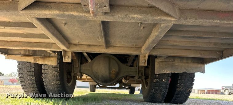 image for item KL9241 1991 GMC TopKick  pumper fire truck