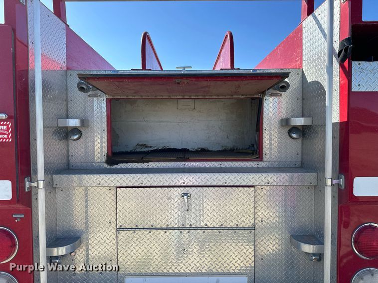 image for item KL9241 1991 GMC TopKick  pumper fire truck