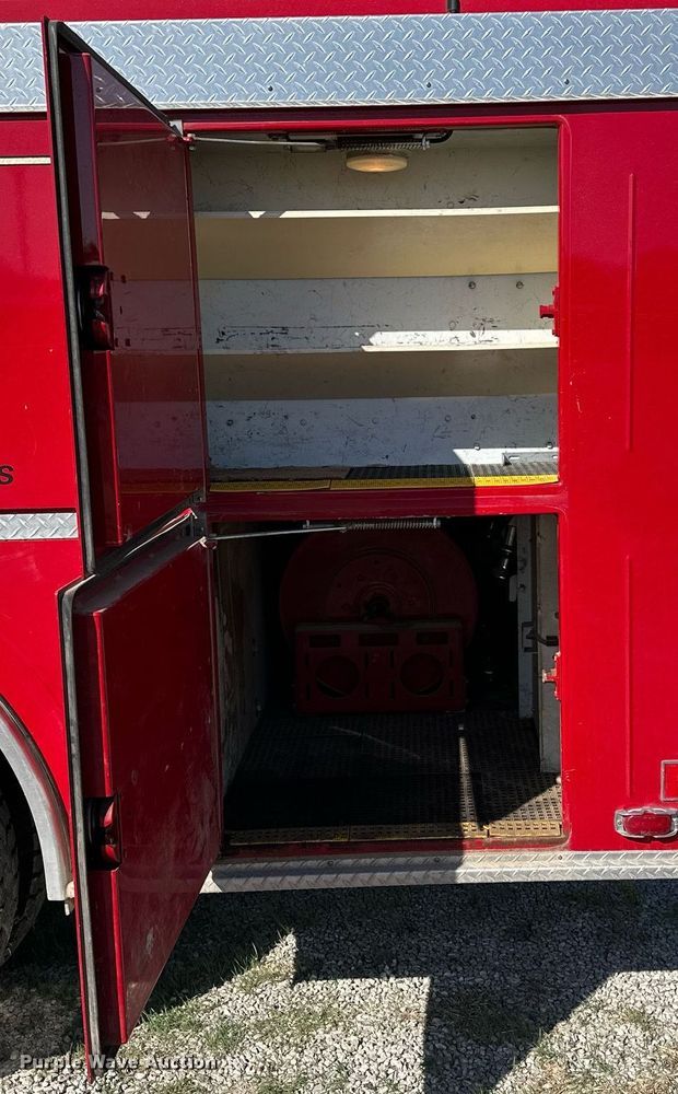 image for item KL9241 1991 GMC TopKick  pumper fire truck