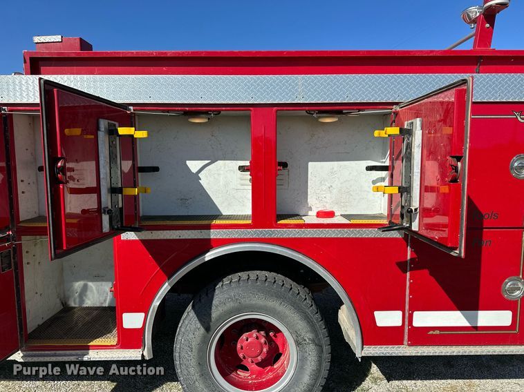 image for item KL9241 1991 GMC TopKick  pumper fire truck