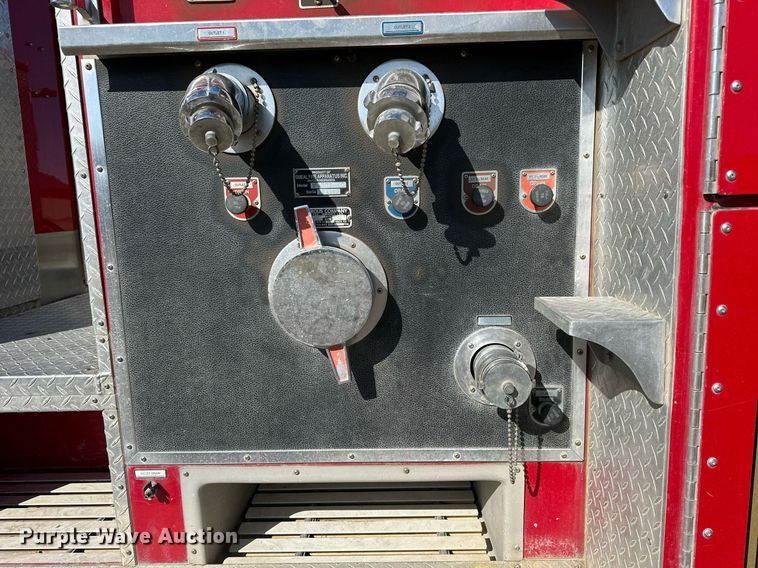 image for item KL9241 1991 GMC TopKick  pumper fire truck
