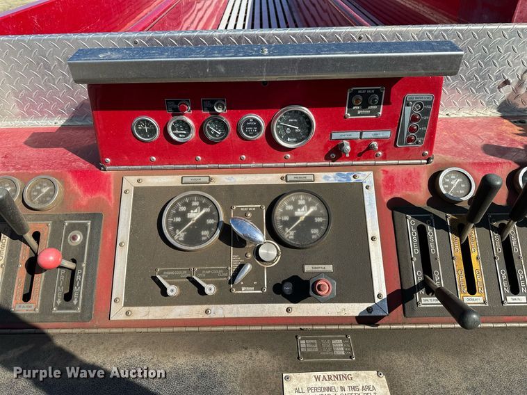 image for item KL9241 1991 GMC TopKick  pumper fire truck