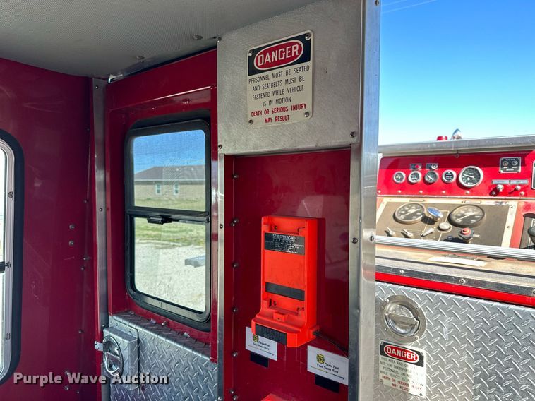 image for item KL9241 1991 GMC TopKick  pumper fire truck