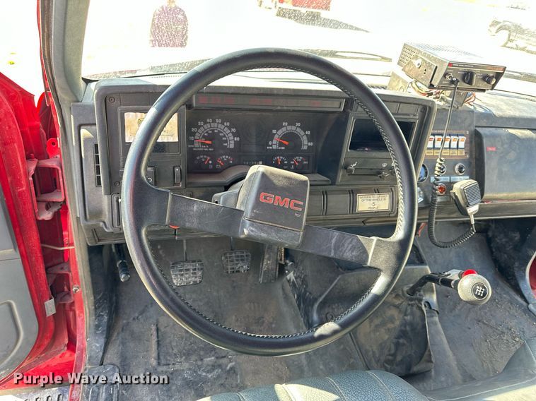 image for item KL9241 1991 GMC TopKick  pumper fire truck