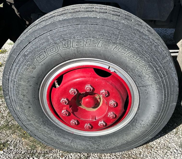 image for item KL9241 1991 GMC TopKick  pumper fire truck