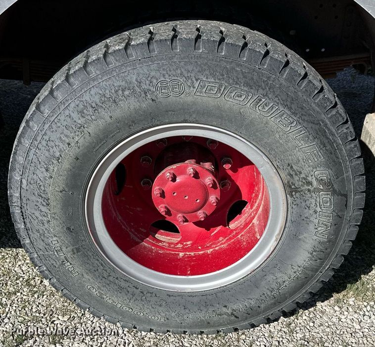 image for item KL9241 1991 GMC TopKick  pumper fire truck