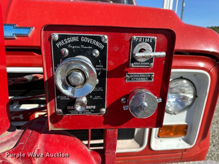 image for item KL9242 1972 Chevrolet C50  pumper fire truck