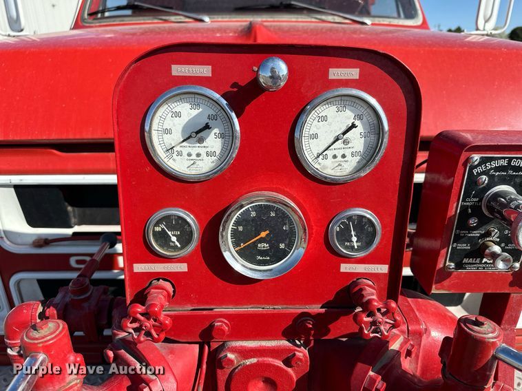 image for item KL9242 1972 Chevrolet C50  pumper fire truck