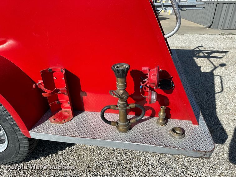 image for item KL9242 1972 Chevrolet C50  pumper fire truck