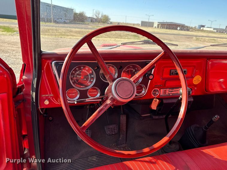 image for item KL9242 1972 Chevrolet C50  pumper fire truck