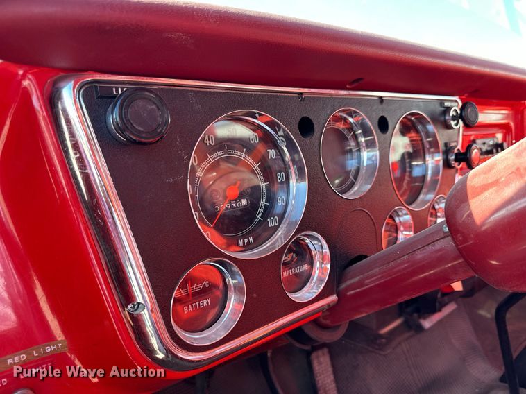 image for item KL9242 1972 Chevrolet C50  pumper fire truck