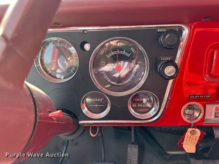 image for item KL9242 1972 Chevrolet C50  pumper fire truck