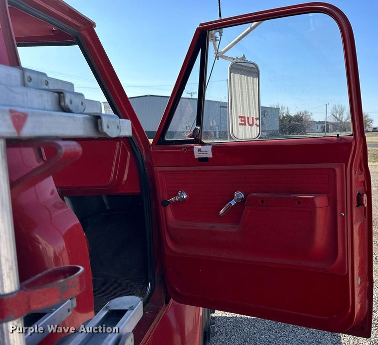 image for item KL9242 1972 Chevrolet C50  pumper fire truck