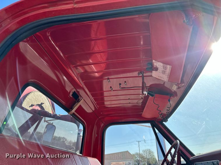 image for item KL9242 1972 Chevrolet C50  pumper fire truck