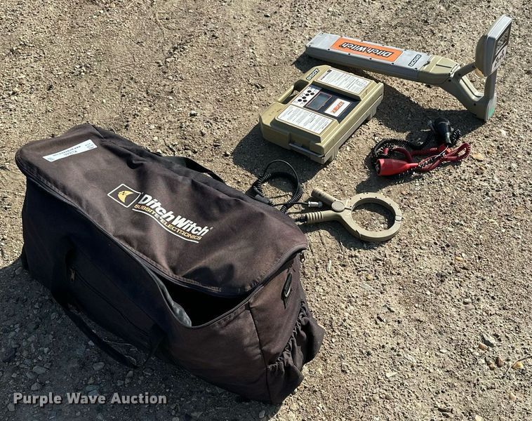 image for item KL9260 Ditch Witch 950R  line locator