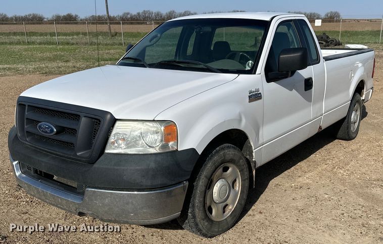 image for item KL9261 2005 Ford F150  pickup truck