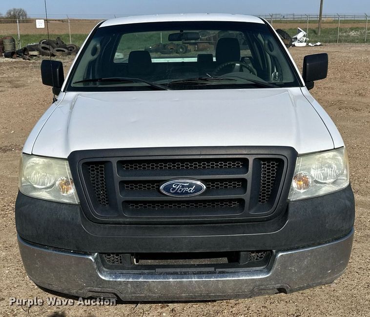image for item KL9261 2005 Ford F150  pickup truck