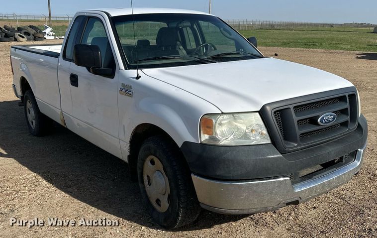 image for item KL9261 2005 Ford F150  pickup truck