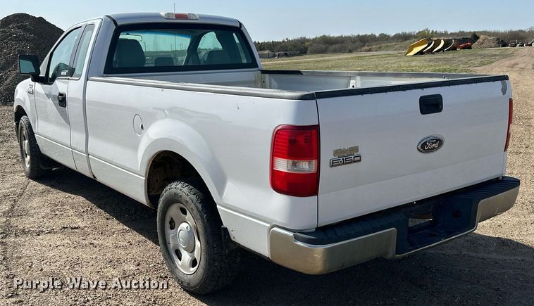 image for item KL9261 2005 Ford F150  pickup truck