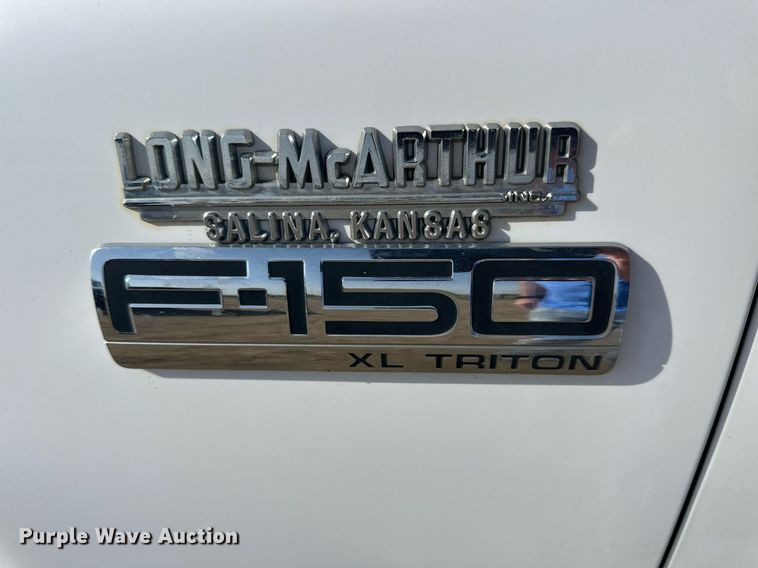 image for item KL9261 2005 Ford F150  pickup truck