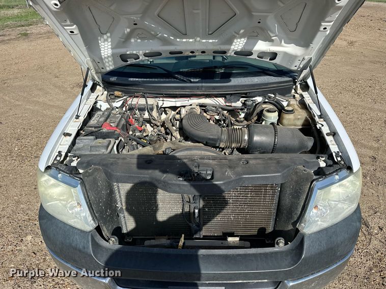 image for item KL9261 2005 Ford F150  pickup truck