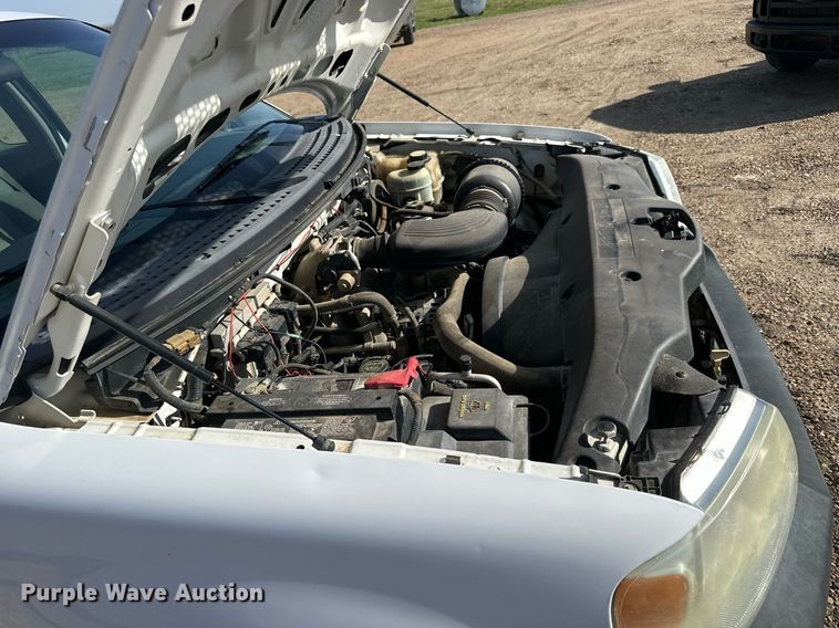 image for item KL9261 2005 Ford F150  pickup truck