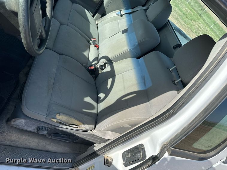 image for item KL9261 2005 Ford F150  pickup truck