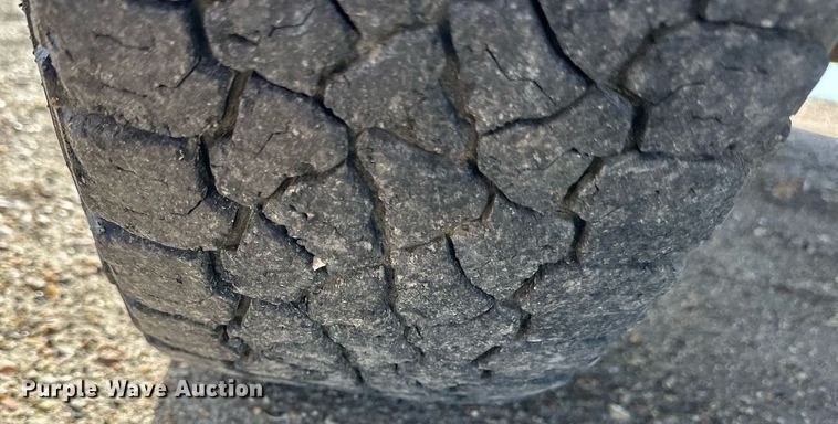 image for item KL9261 2005 Ford F150  pickup truck