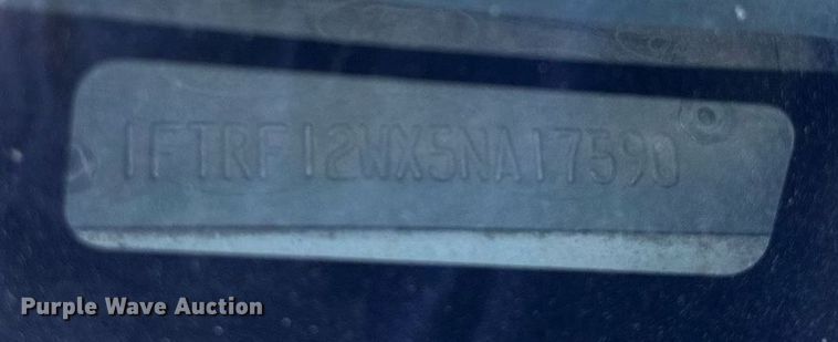 image for item KL9261 2005 Ford F150  pickup truck