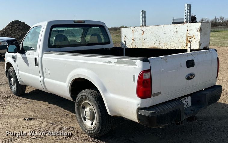image for item KL9262 2008 Ford F250 Super Duty  pickup truck