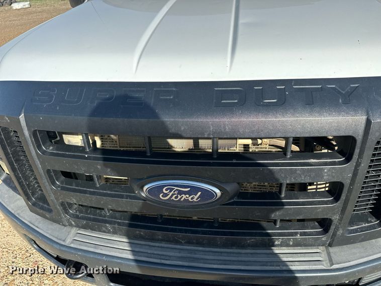 image for item KL9262 2008 Ford F250 Super Duty  pickup truck