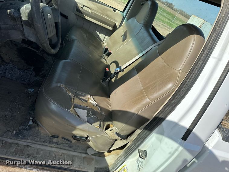 image for item KL9262 2008 Ford F250 Super Duty  pickup truck