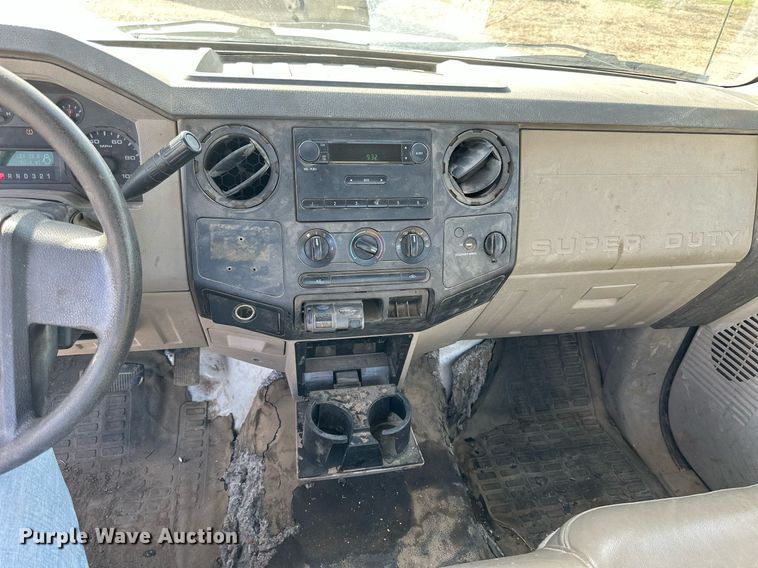 image for item KL9262 2008 Ford F250 Super Duty  pickup truck