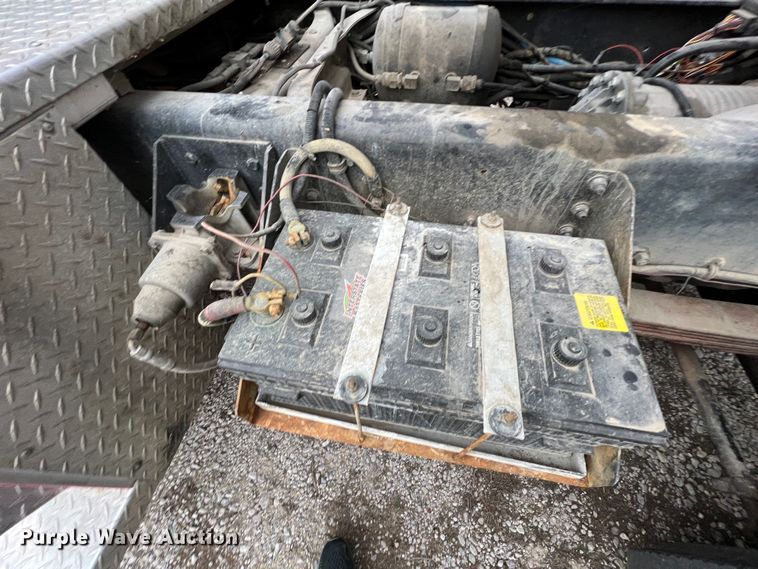 image for item KR9513 1994 Emergency One  pumper fire truck