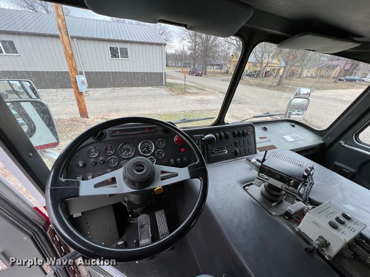 image for item KR9513 1994 Emergency One  pumper fire truck