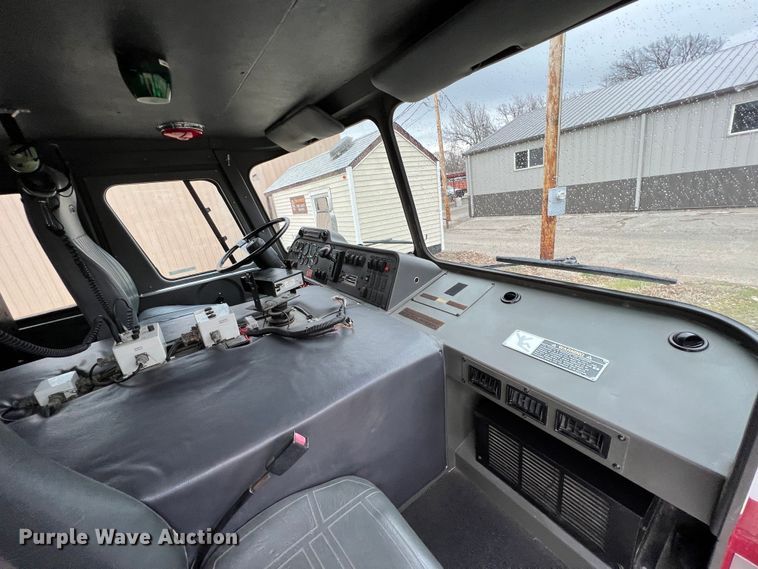 image for item KR9513 1994 Emergency One  pumper fire truck