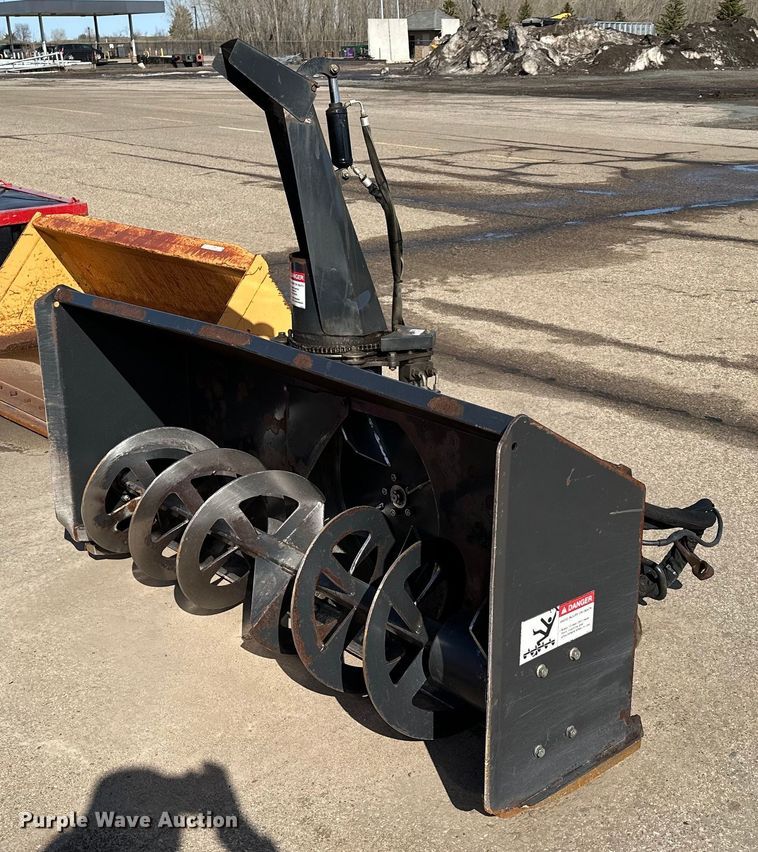 image for item KU9921 2010 Bobcat SB240X72  skid steer snow blower