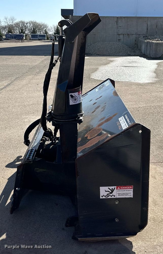 image for item KU9921 2010 Bobcat SB240X72  skid steer snow blower