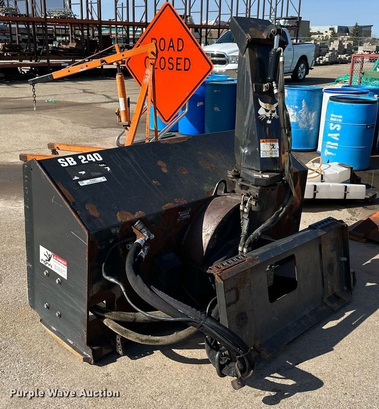 image for item KU9921 2010 Bobcat SB240X72  skid steer snow blower