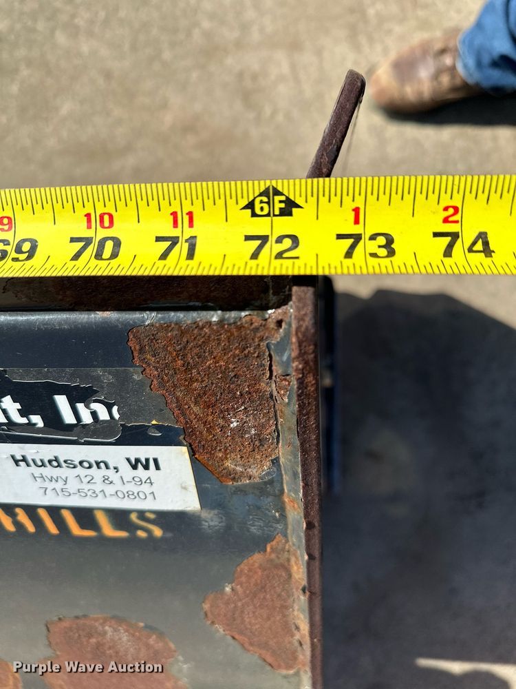 image for item KU9921 2010 Bobcat SB240X72  skid steer snow blower