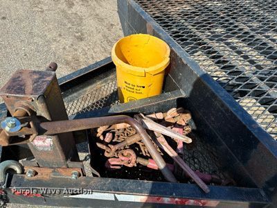 image for item KU9925 2005 Felling FT12-WD  equipment trailer