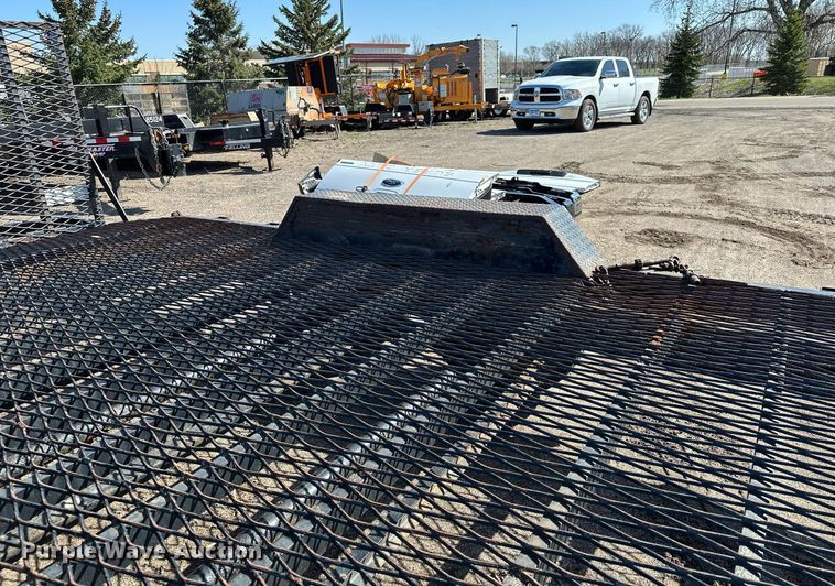 image for item KU9925 2005 Felling FT12-WD  equipment trailer