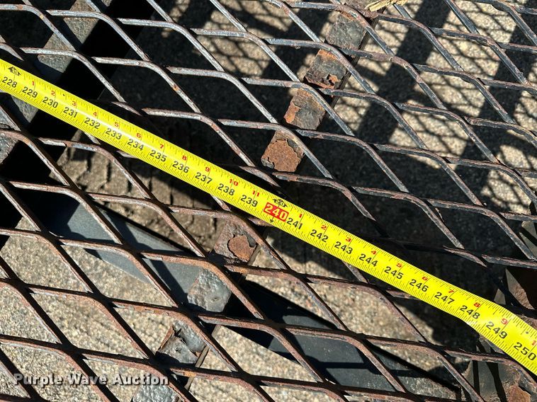 image for item KU9925 2005 Felling FT12-WD  equipment trailer