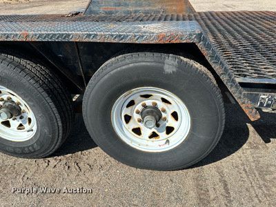 image for item KU9925 2005 Felling FT12-WD  equipment trailer