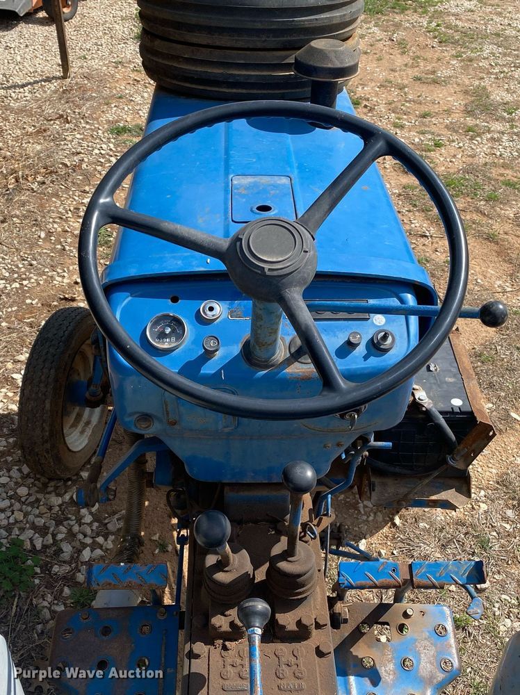 image for item KV9614 1980 Ford 1500  tractor