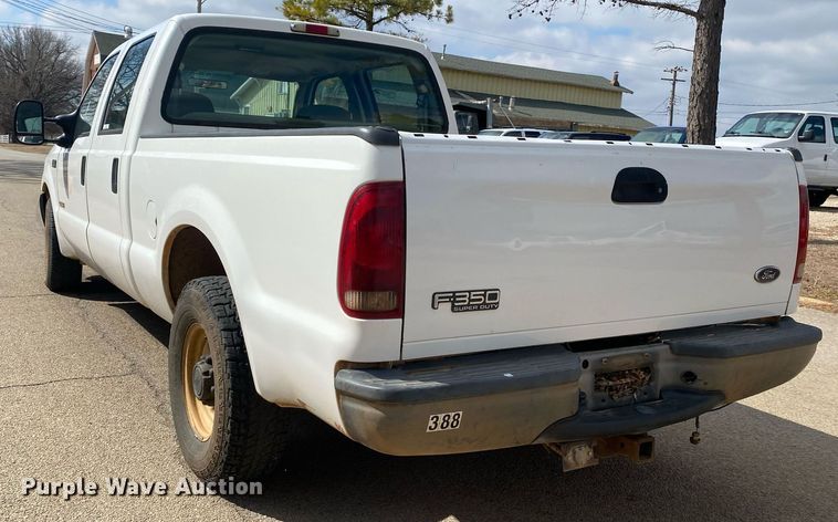 image for item KV9616 2004 Ford F350 Super Duty  Crew Cab pickup truck