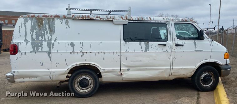 image for item KV9617 2002 Dodge Ram 2500  van