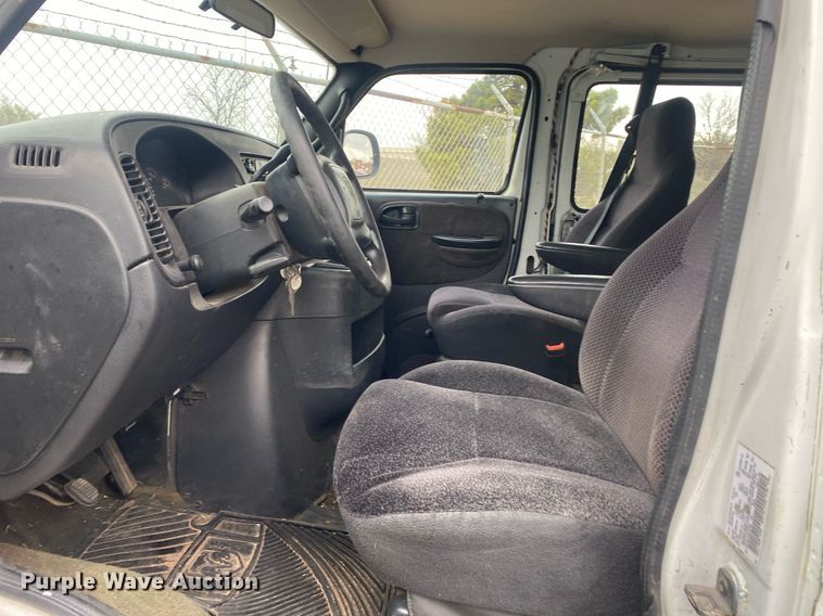 image for item KV9617 2002 Dodge Ram 2500  van